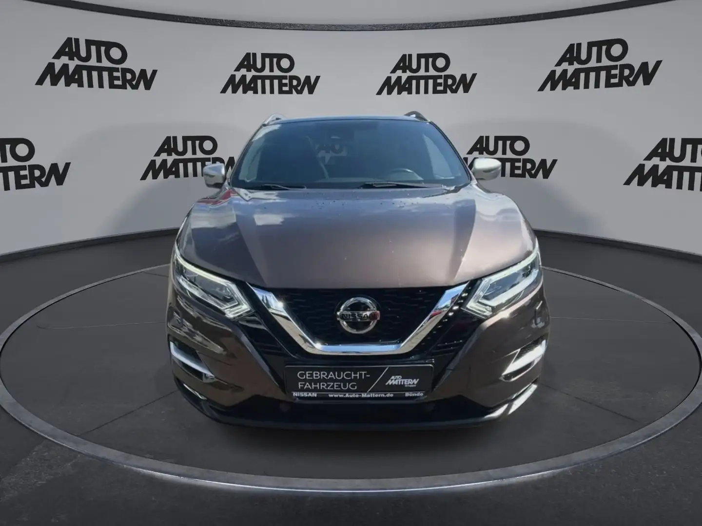 Nissan Qashqai 1.2DIG-T  Aut. Tekna+ Nappa-Leder*LED* Braun - 2