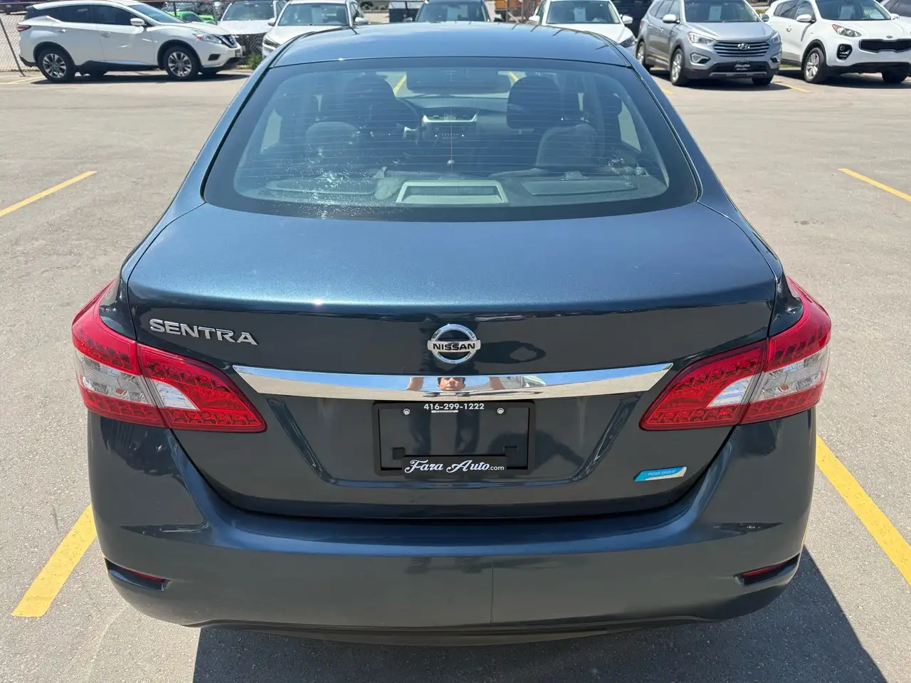 Nissan Sentra снимка Nissan Sentra