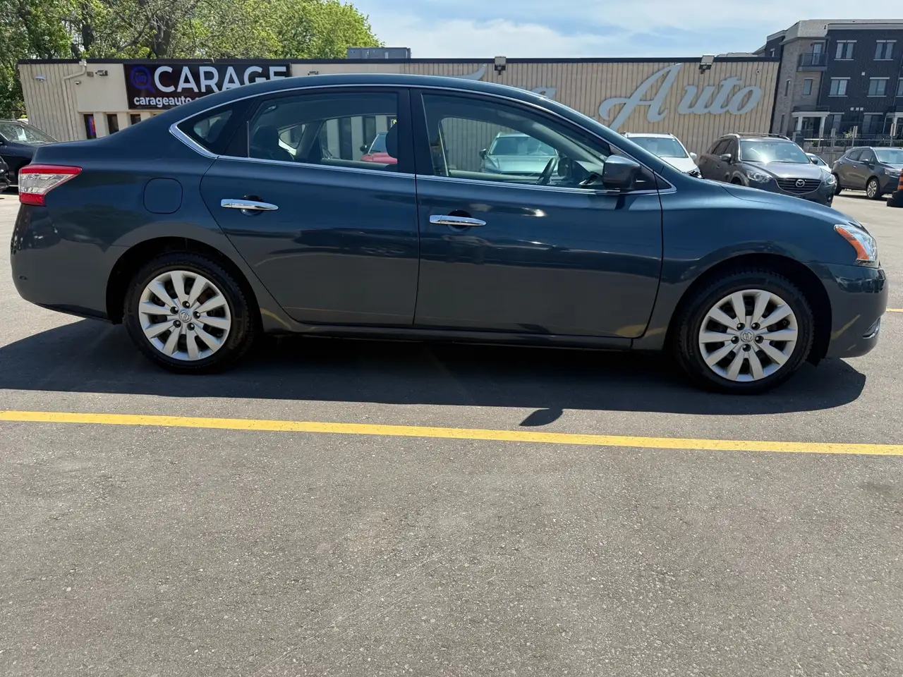 Nissan Sentra снимка Nissan Sentra
