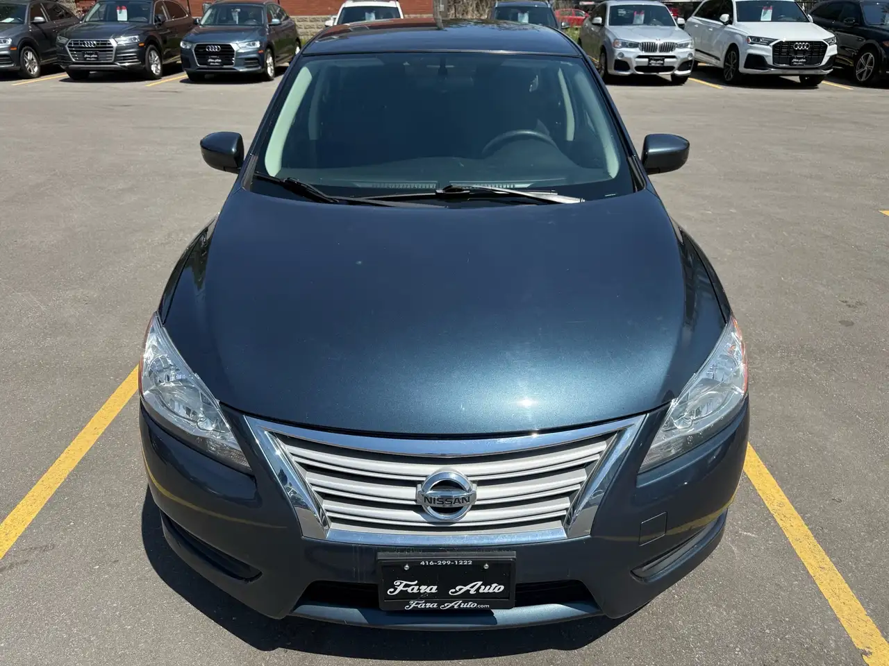 Nissan Sentra снимка Nissan Sentra