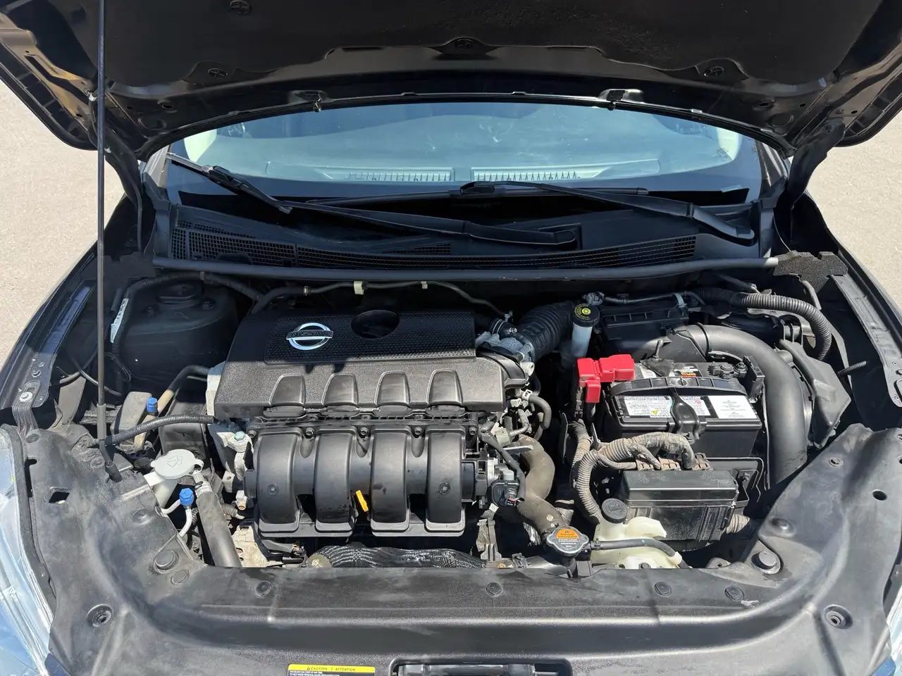 Nissan Sentra снимка Nissan Sentra