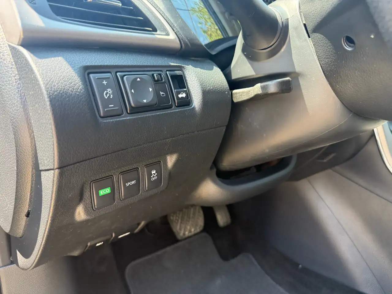 Nissan Sentra снимка Nissan Sentra