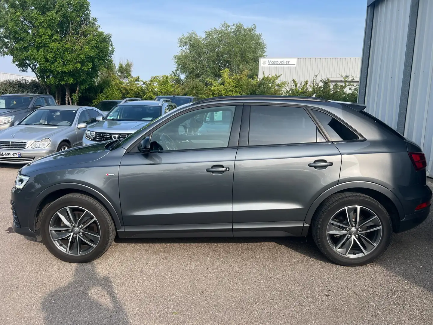 Audi Q3 Midnight Series Grijs - 2