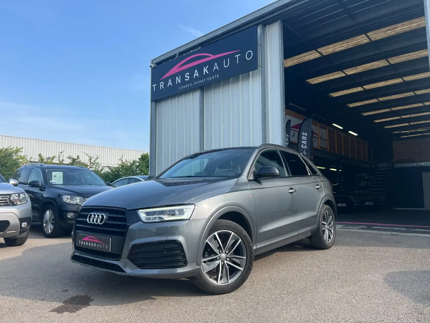 Audi Q3 Midnight Series Grijs - 1