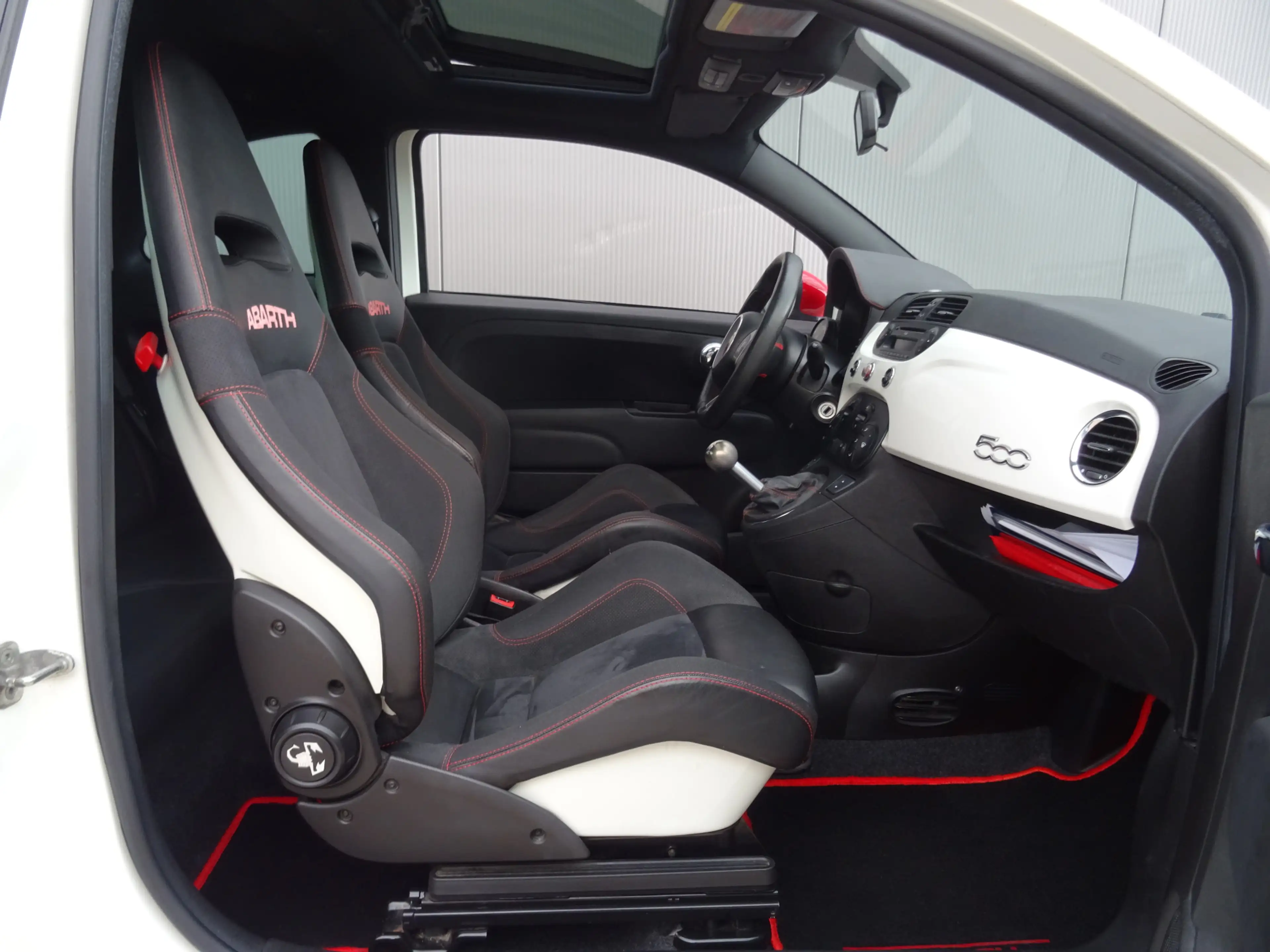 Fiat 500 Abarth 1.4-16V * 135 PK * SCHAALSTOELEN !! — photo 4