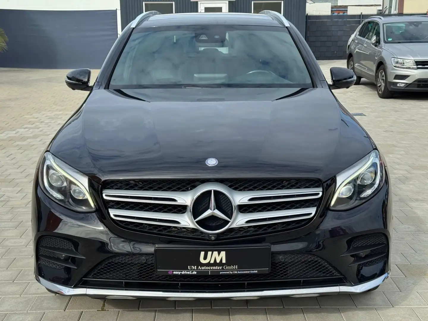 Mercedes-Benz GLC 250 d 4Matic AMG-Line/AHK/PANO/COMAND/360° Noir - 2