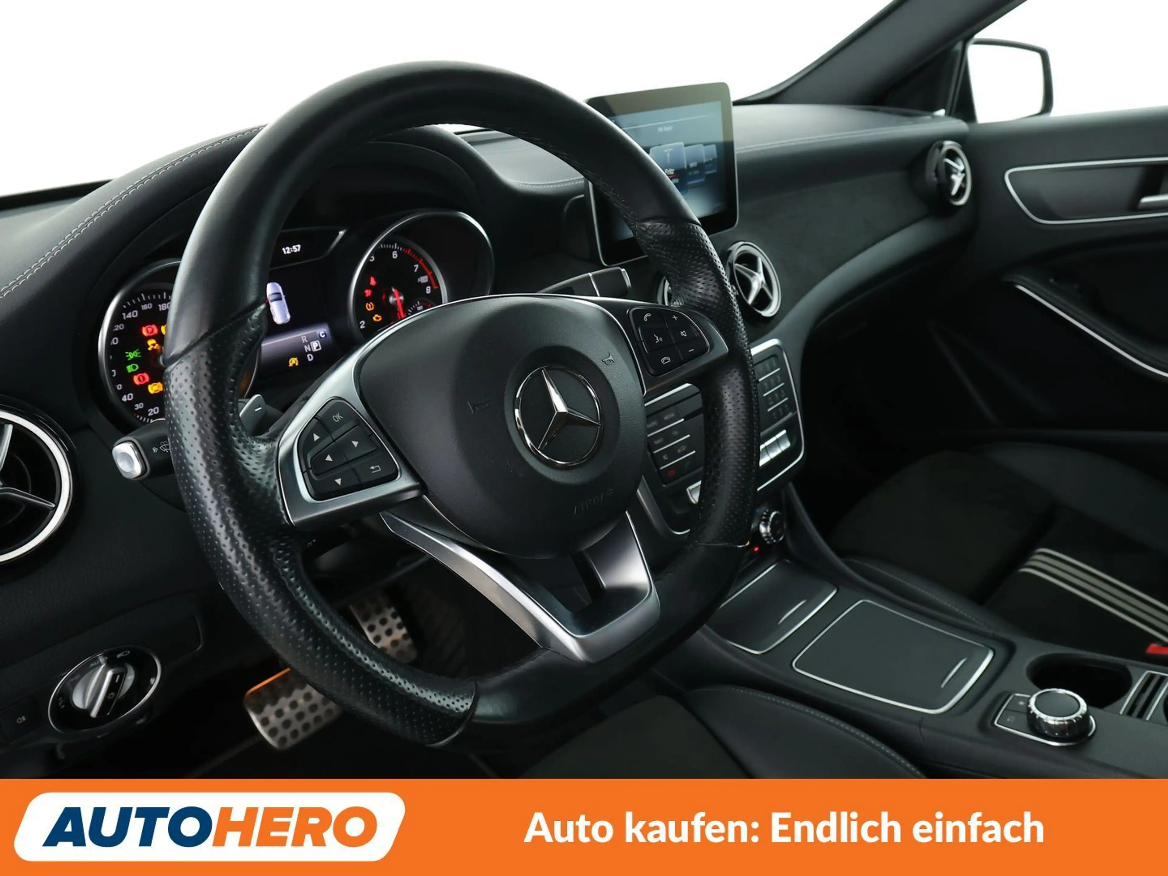 Mercedes-Benz A 200 BlueEfficiency AMG Sport Aut.*NAVI*PDC* — photo 11