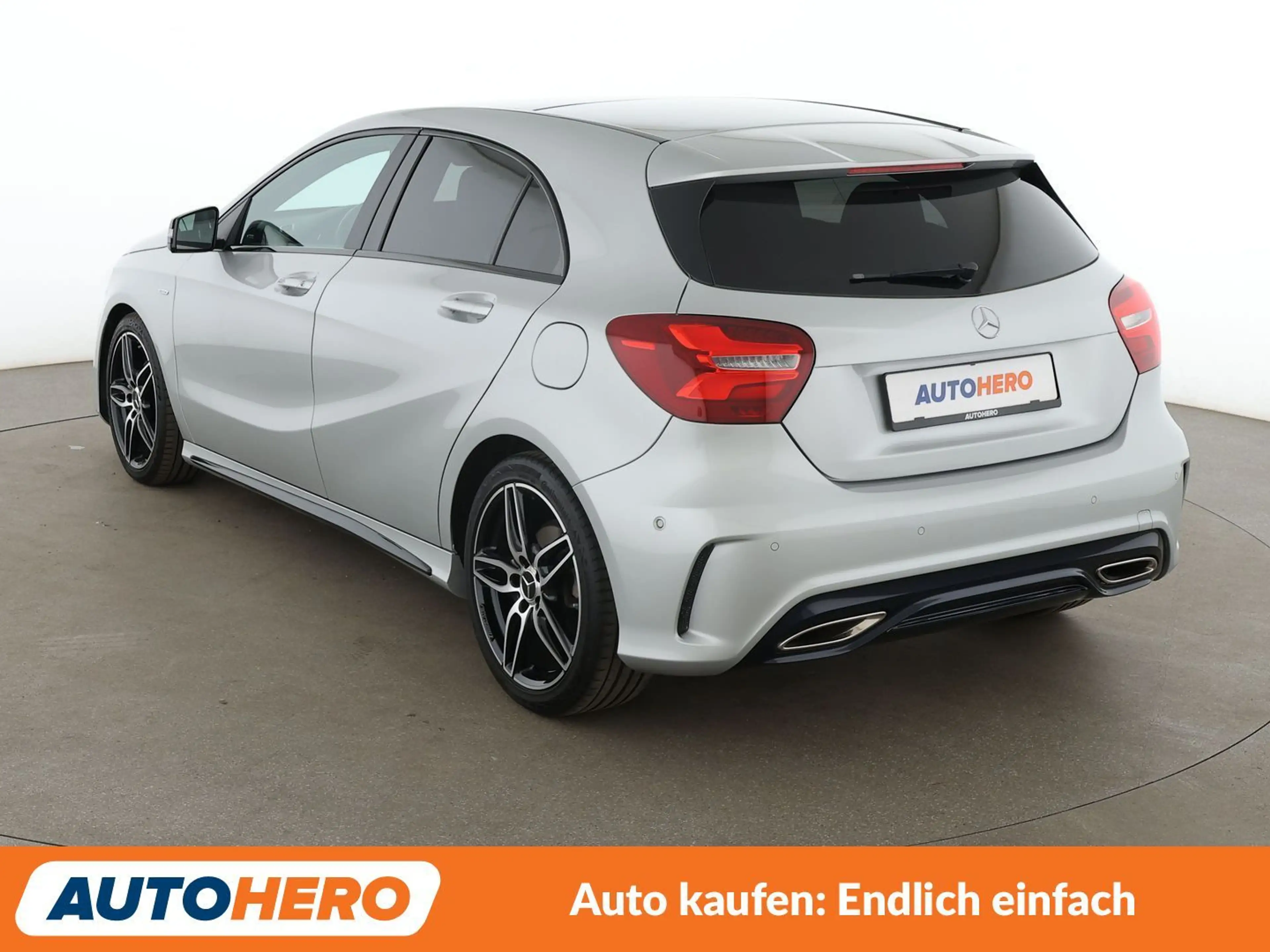 Mercedes-Benz A 200 BlueEfficiency AMG Sport Aut.*NAVI*PDC* — photo 4
