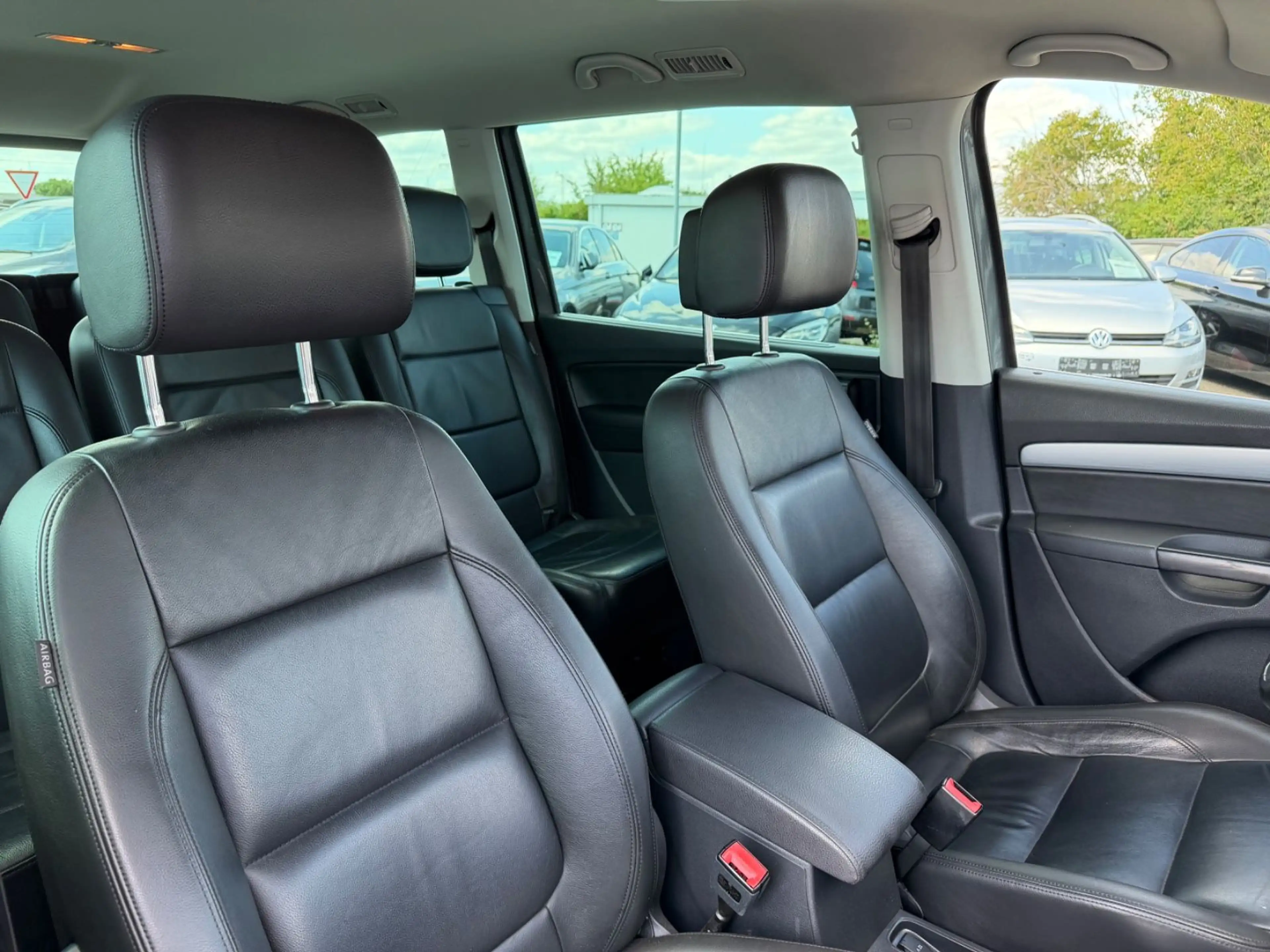 Volkswagen Sharan Highline 2.0 TDI DGS Leder Navi Kame 7-Si — photo 10