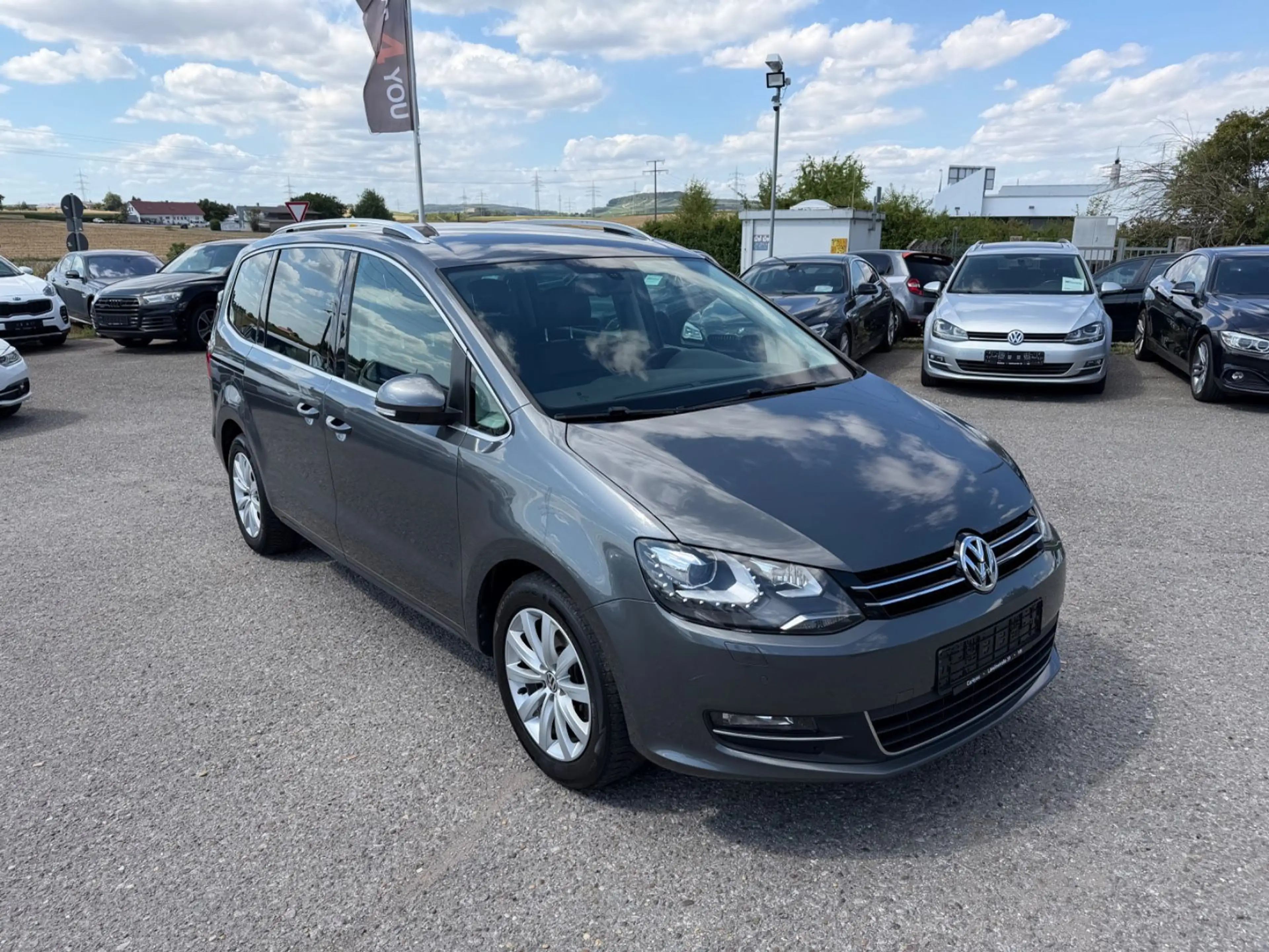 Volkswagen Sharan Highline 2.0 TDI DGS Leder Navi Kame 7-Si — photo 3