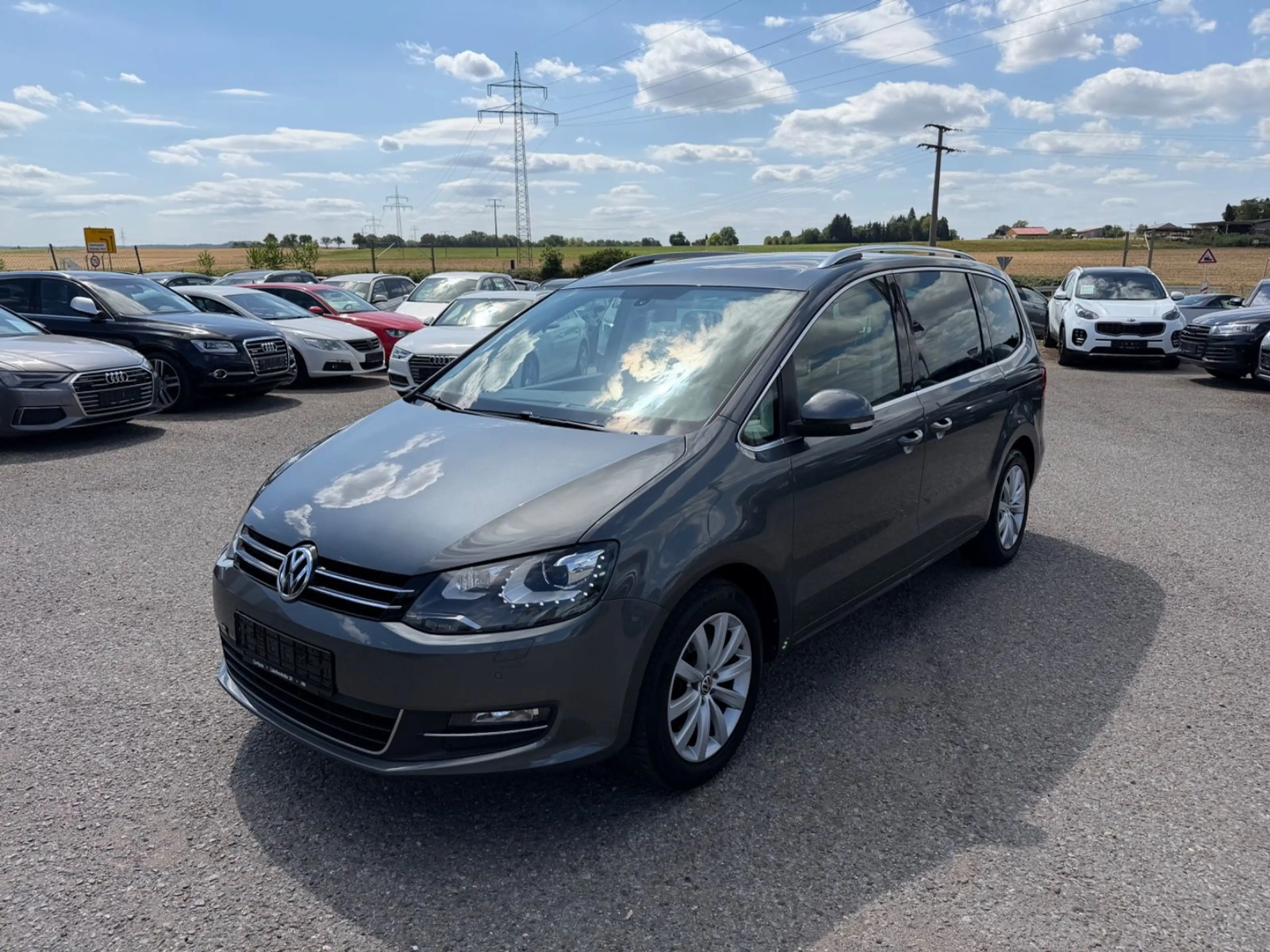Volkswagen Sharan Highline 2.0 TDI DGS Leder Navi Kame 7-Si