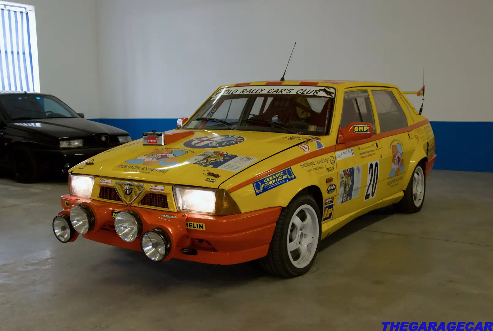 Alfa Romeo 75 2.0 Twin Spark carburatori (race car) Yellow - 2