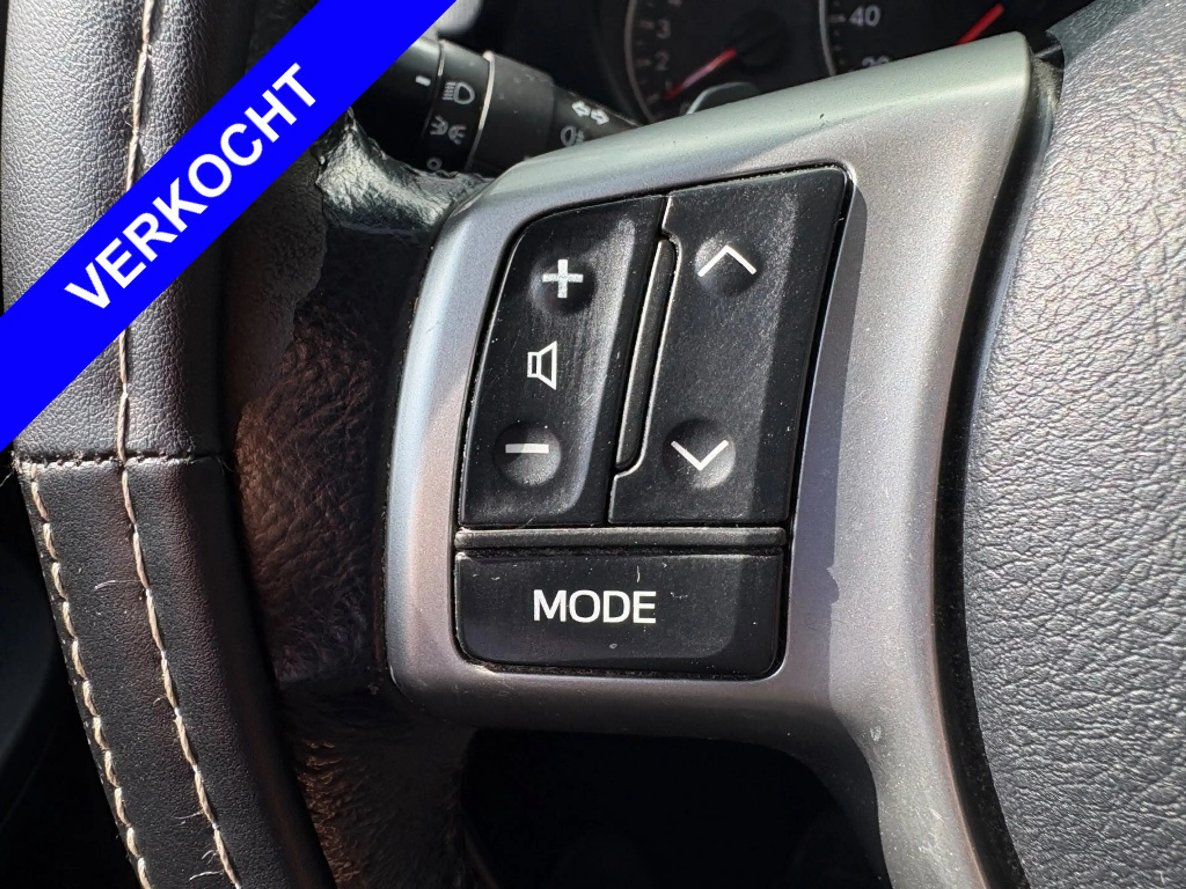 Toyota Verso-S 1.3 VVT-i Aspiration — photo 12
