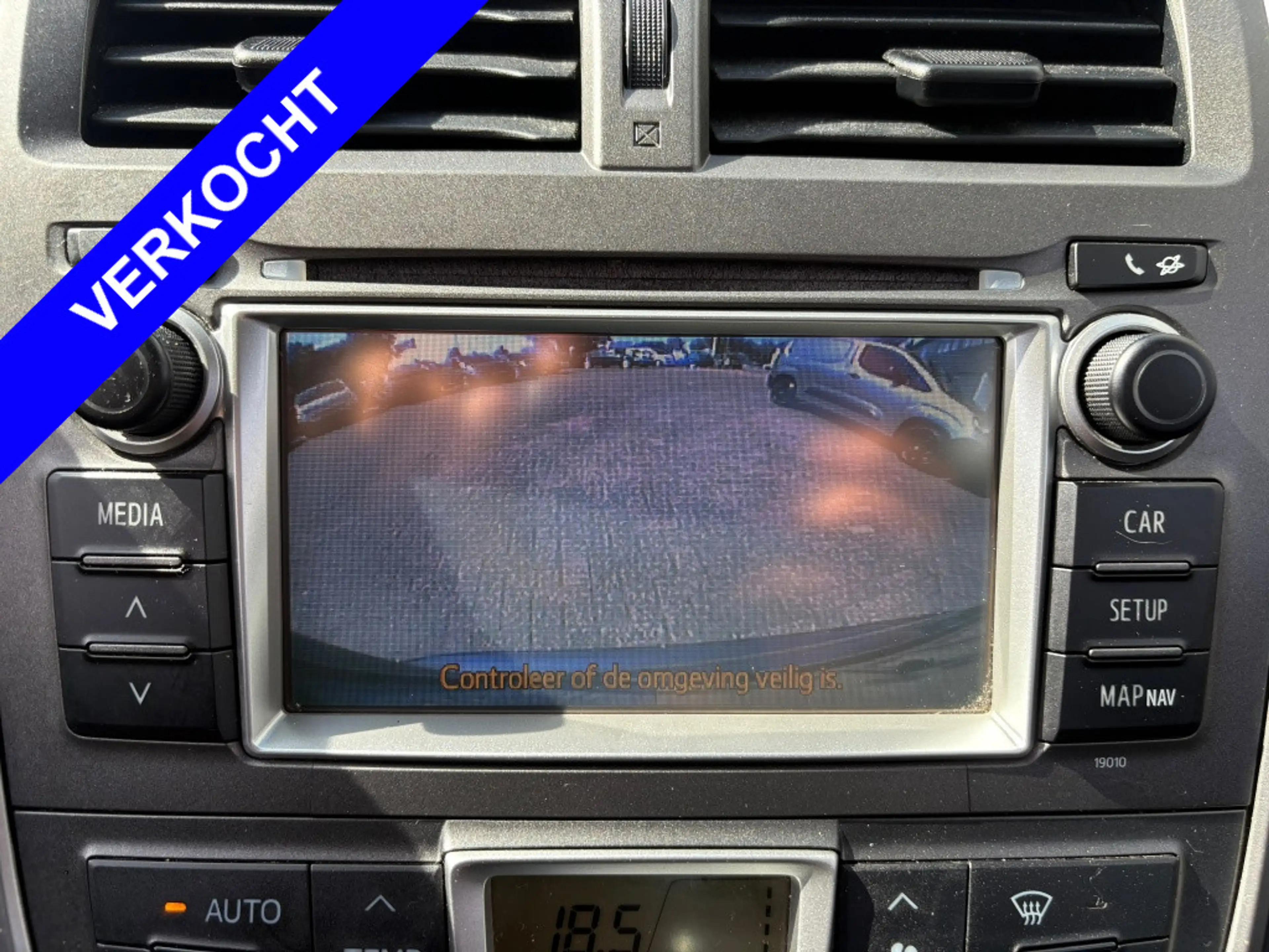 Toyota Verso-S 1.3 VVT-i Aspiration — photo 6