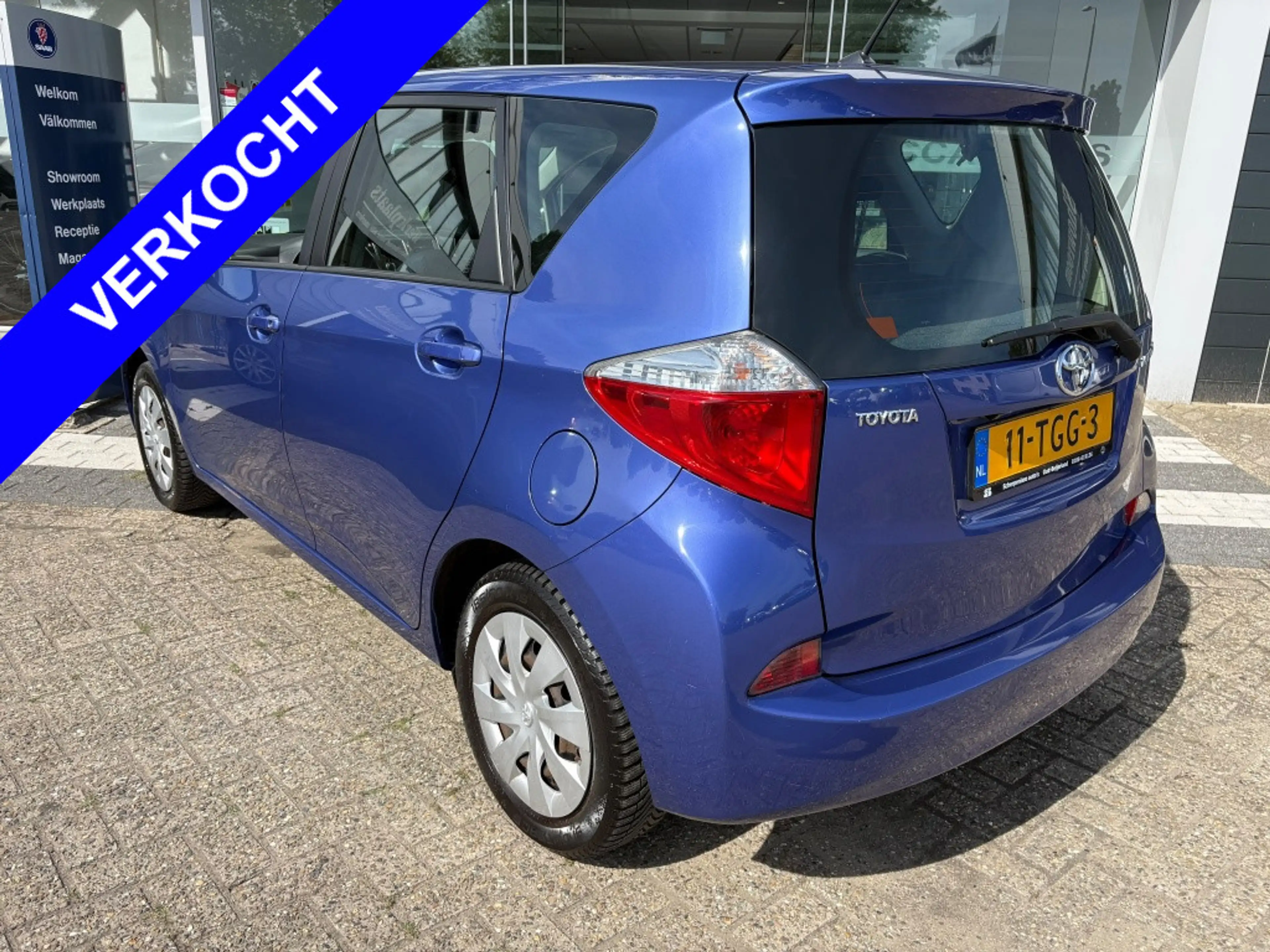 Toyota Verso-S 1.3 VVT-i Aspiration — photo 2