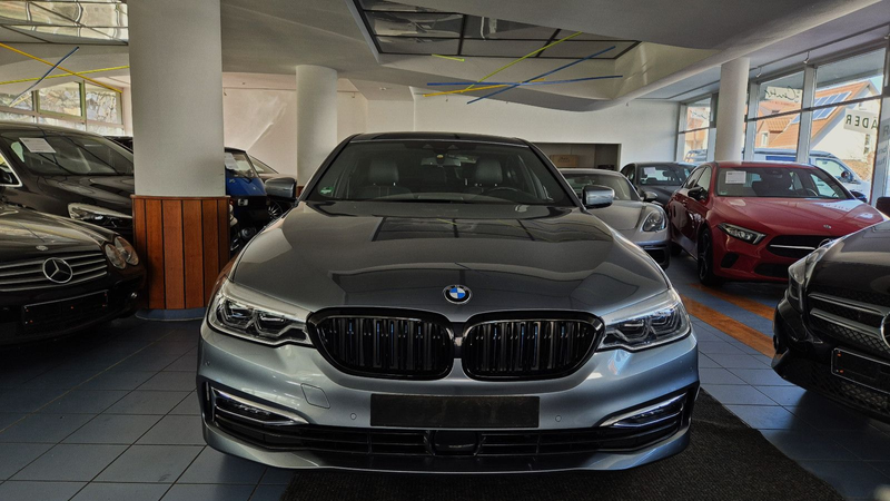 BMW 530 e Luxury/Leder/LED/Parkass/RFK/Spur/Temp/Totw — photo 2