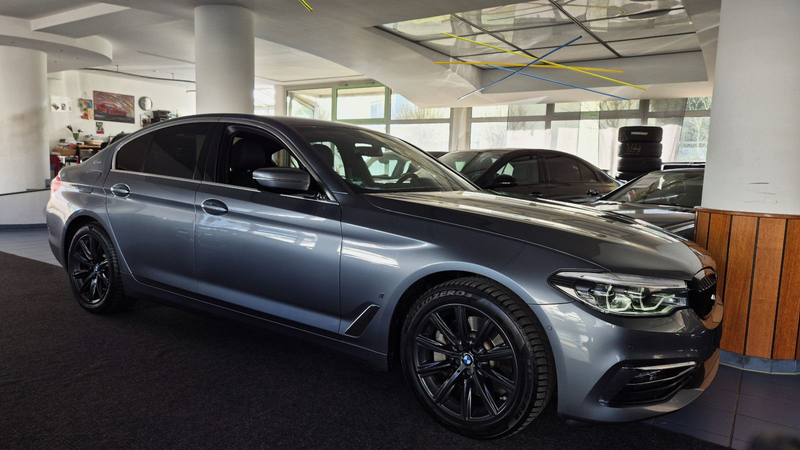 BMW 530 e Luxury/Leder/LED/Parkass/RFK/Spur/Temp/Totw — photo 3