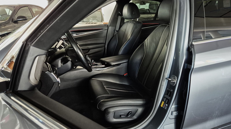 BMW 530 e Luxury/Leder/LED/Parkass/RFK/Spur/Temp/Totw — photo 11