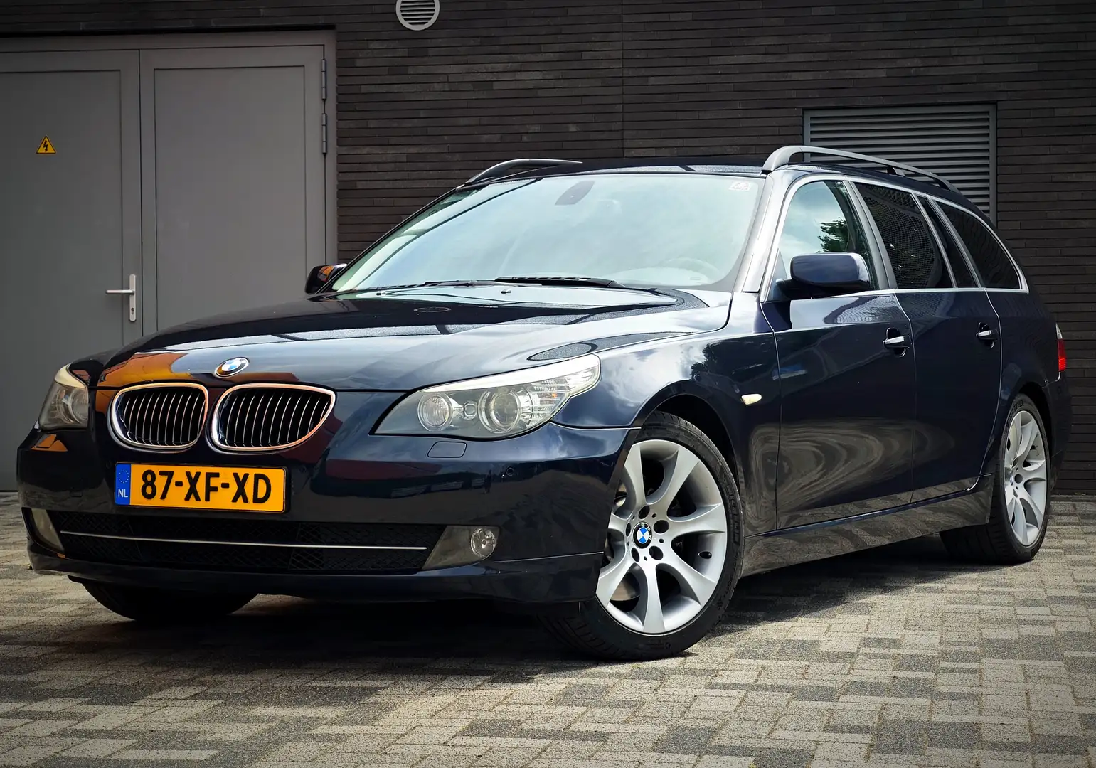 BMW 530 530i Business Line 3.0 272pk Bleu - 1
