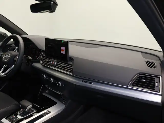 Audi Q5 view 15