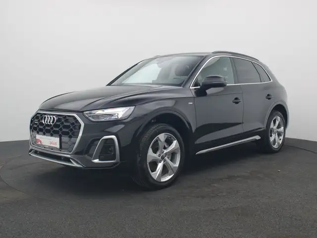 Audi Q5 view 2