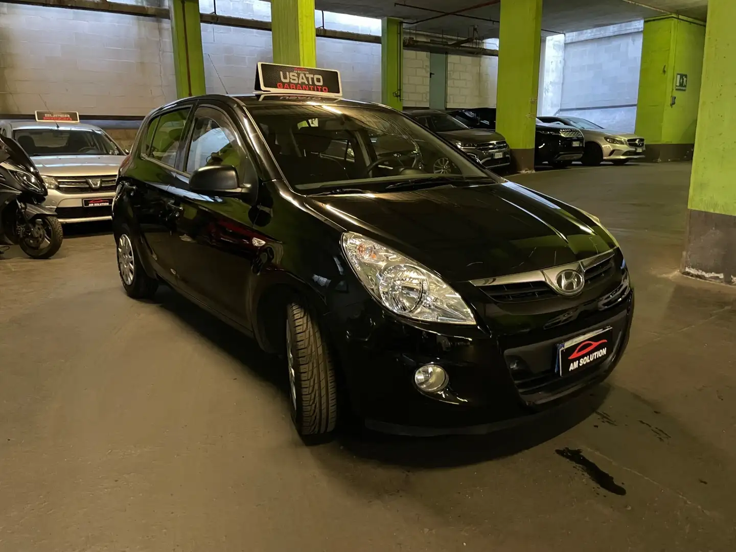 Hyundai i20 i20 1.2 Neopatentati Euro 5 Nero - 2