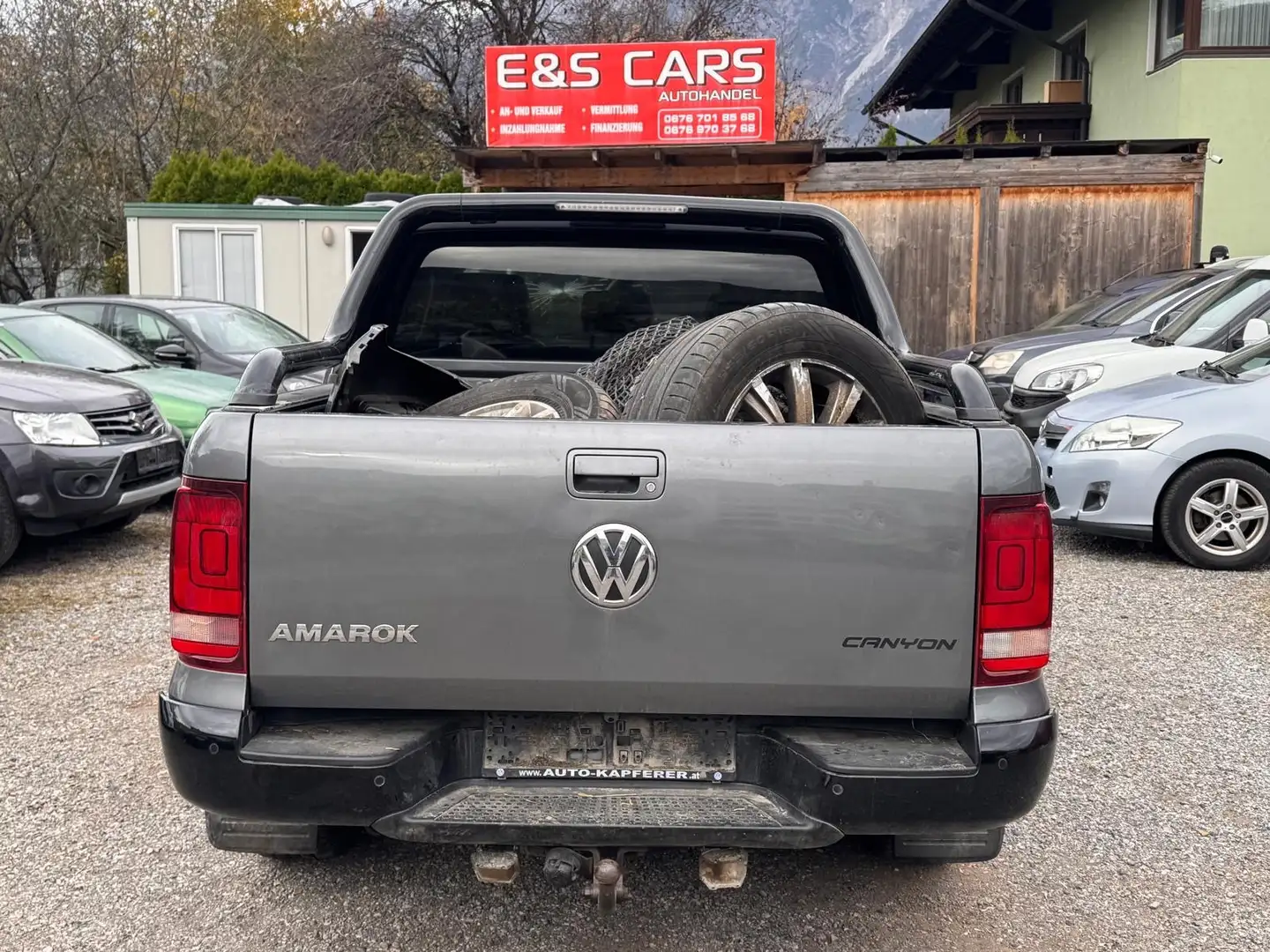 Volkswagen Amarok Canyon DoubleCab 4Motion Grau - 1