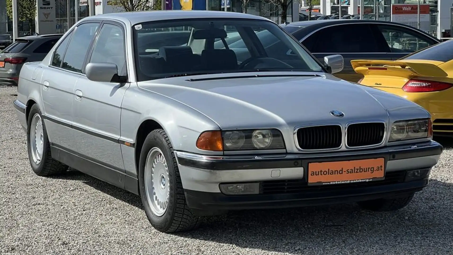 BMW 750 i Aut. Sitzheizung vorne hinten 16'' Alu Memory Argent - 1