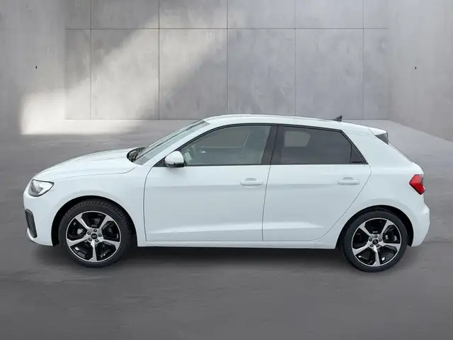 Audi A1 view 2