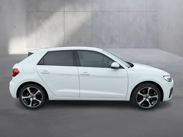 Audi A1 view 6