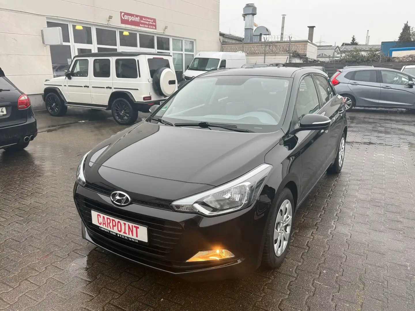 Hyundai i20 blue Classic KLIMA/TÜV bis 04/2027/2.HAND Schwarz - 1
