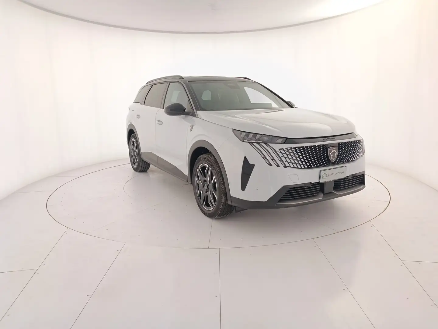 Peugeot 5008 Hybrid 136 e-DCS6 GT Bianco - 2