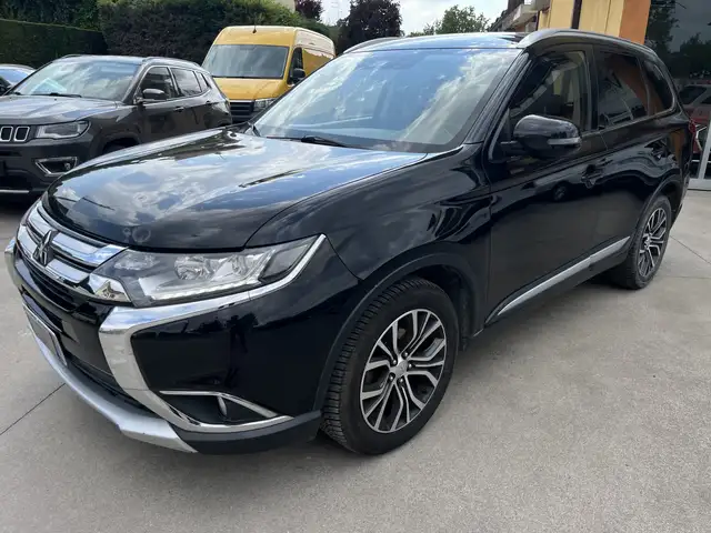 Mitsubishi Outlander 2.2 Instyle 4x4 automatico 7 posti