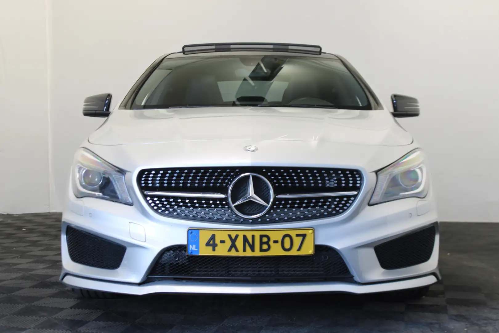 Mercedes-Benz CLA 250 Prestige |Pano|Stoelverwarming| Grigio - 2