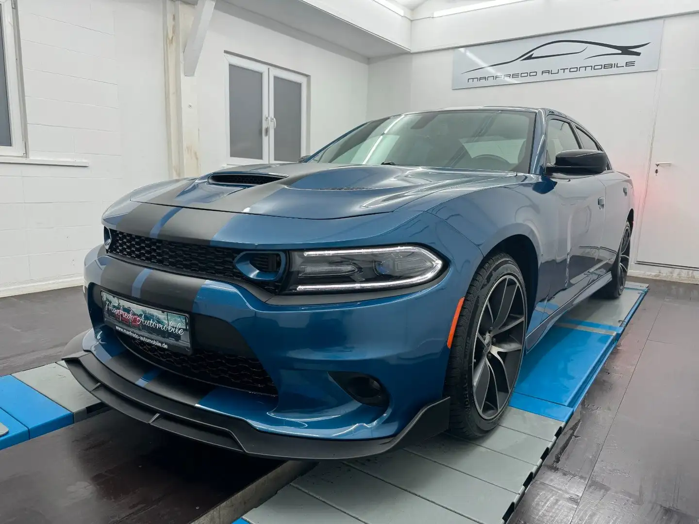 Dodge Charger 5.7 V8 SRT Bodykit/R20/Shz/Perform -Pack Bleu - 1