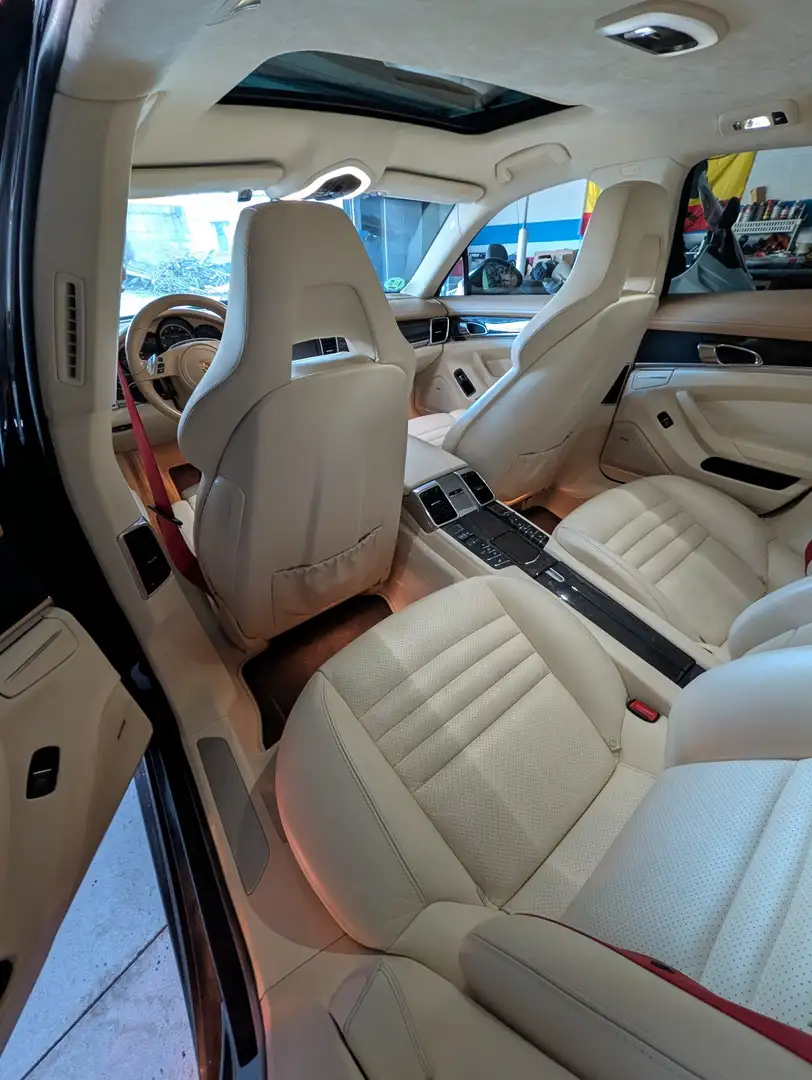 Porsche Panamera Turbo Aut. Negro - 2