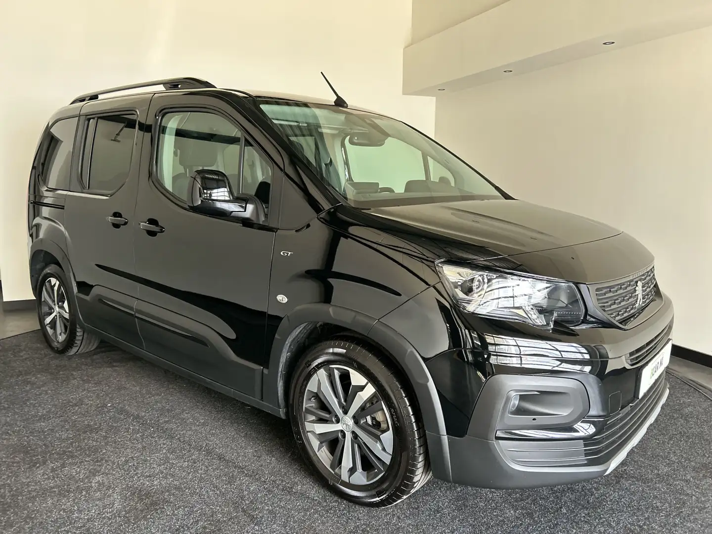 Peugeot e-Rifter EV GT L1 50 kWh | 1ste eigenaar | dealeronderhoude Zwart - 1