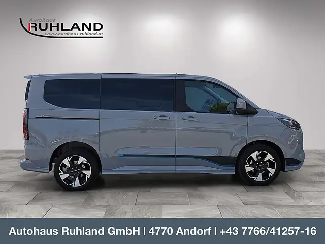 Ford Tourneo Custom Bus 2.5 PHEV 340 L1H1 FWD Sport Aut. Ansicht 6