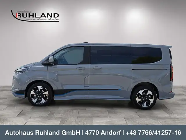Ford Tourneo Custom Bus 2.5 PHEV 340 L1H1 FWD Sport Aut. Ansicht 2