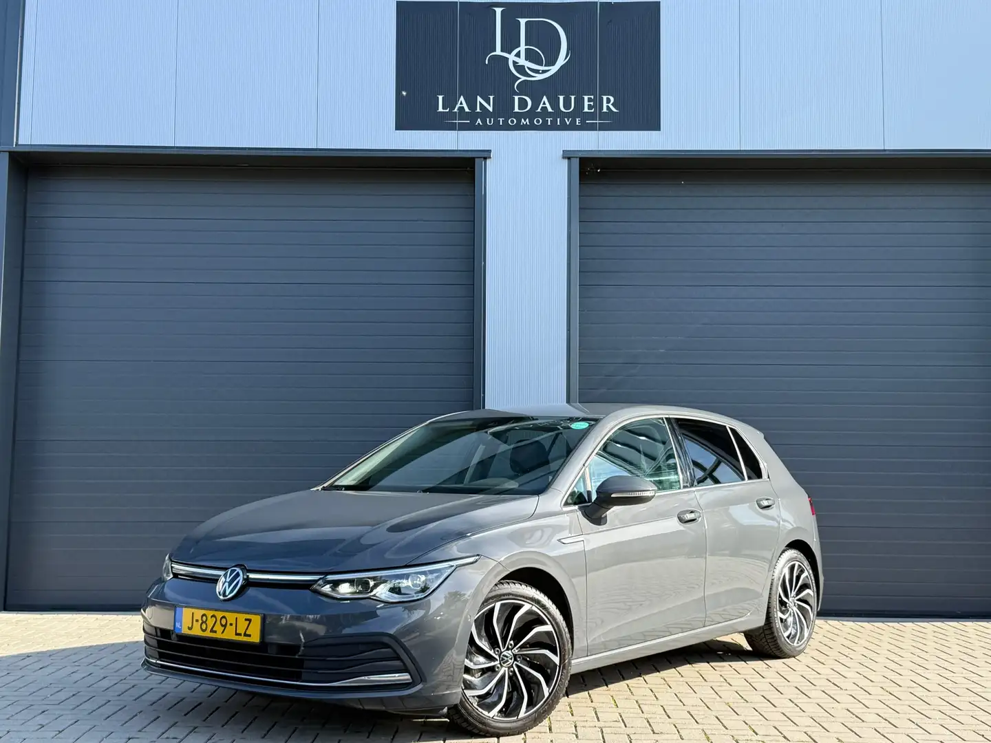 Volkswagen Golf 1.5 TSI Style / Nardo Grey / ACTIE ! Grijs - 1