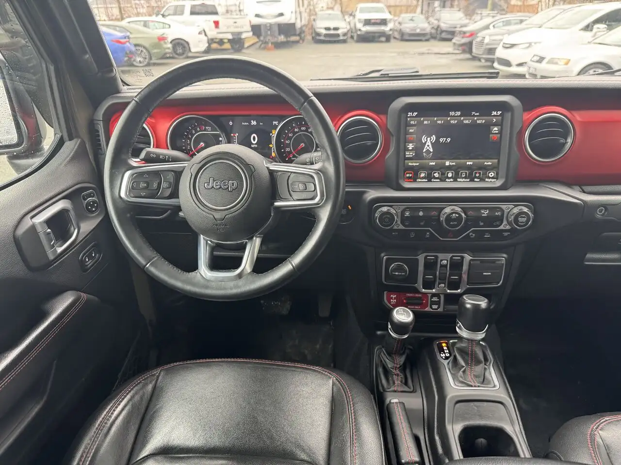 Jeep Gladiator снимка Jeep Gladiator