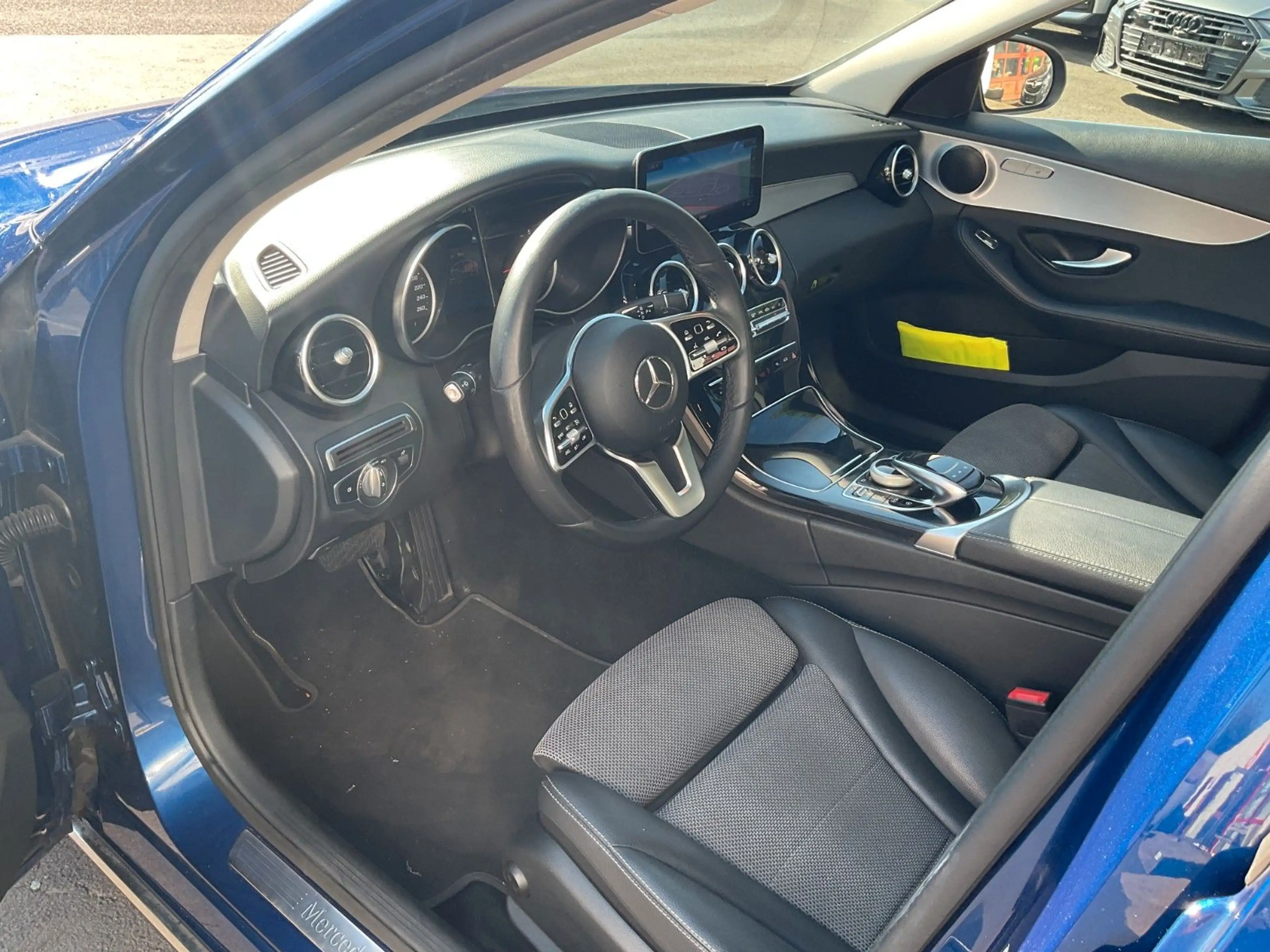 Mercedes-Benz C 180 C Avantgarde  LED  Navi Kamera PDC ACC — photo 14
