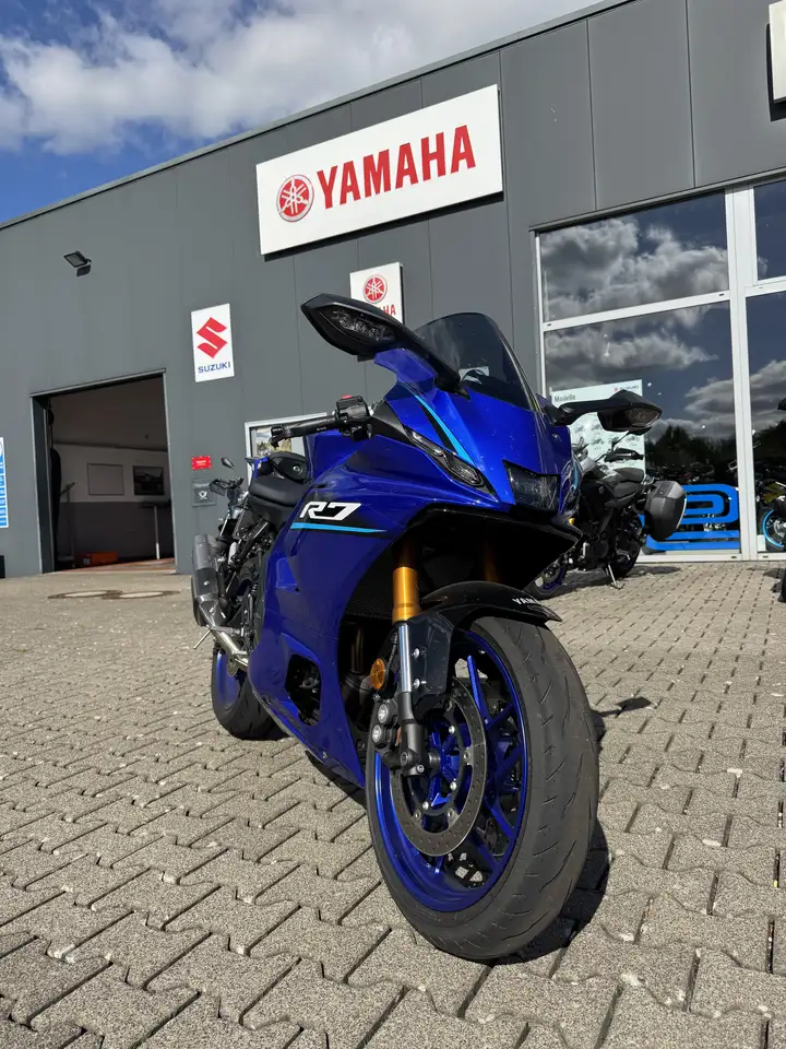 Yamaha YZF-R7