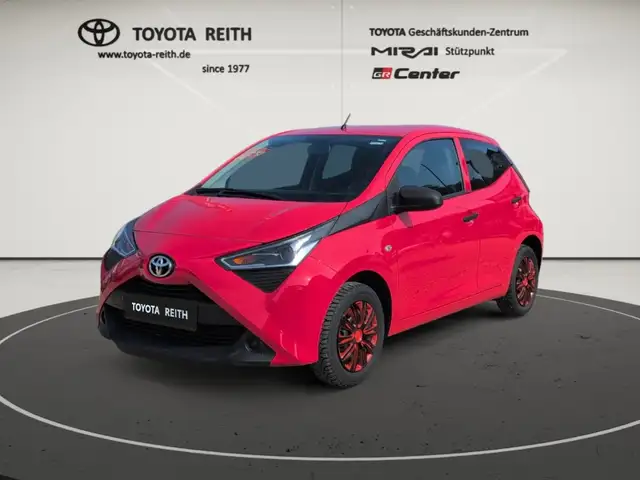 Toyota Aygo x-business DAB Tel.-Vorb. Berganfahrass. GA Klima