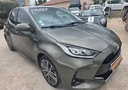 Toyota Yaris collection hybride 116ch