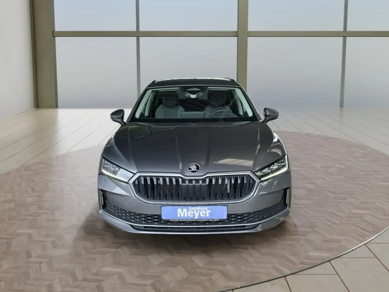 Skoda Superb Combi 2,0TDI DSG Navi/DCC/ACC/Kamera/Sitzhz., миниатюра 9