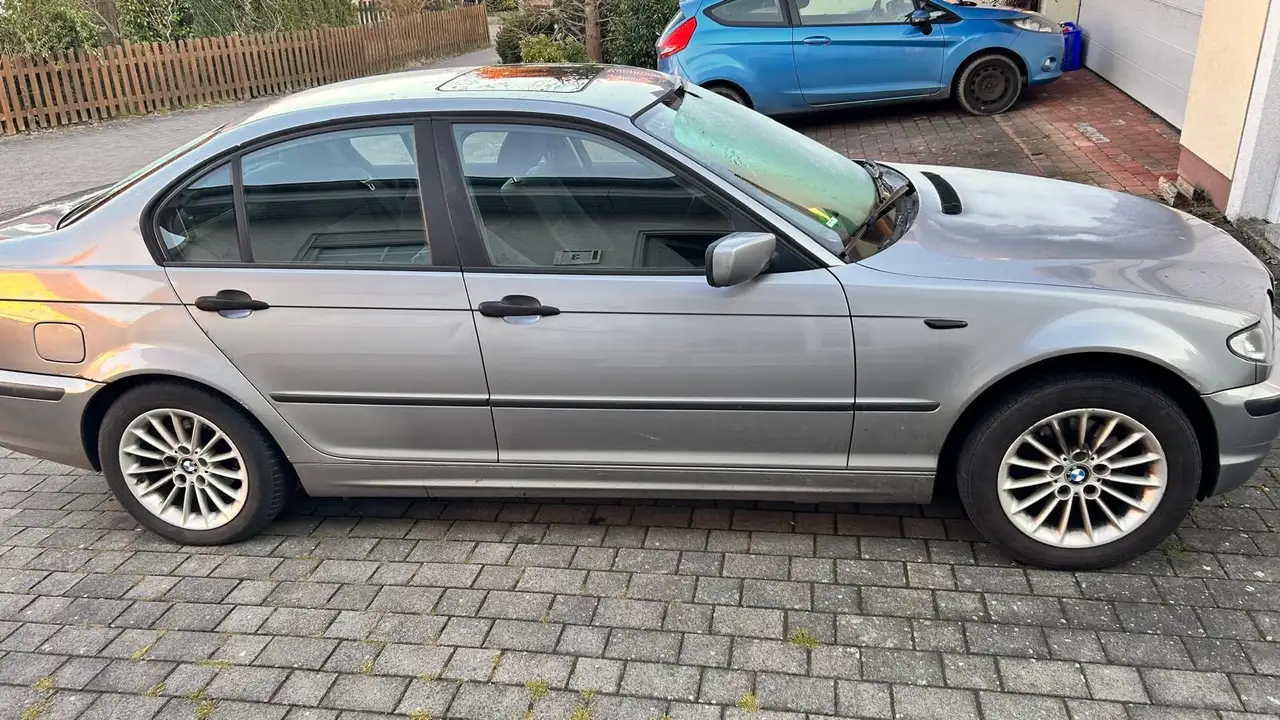 BMW 318