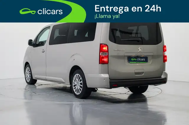 Peugeot Traveller view 9