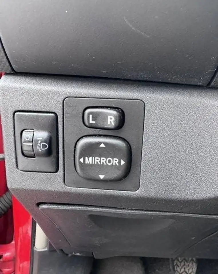Toyota Yaris Yaris — photo 15