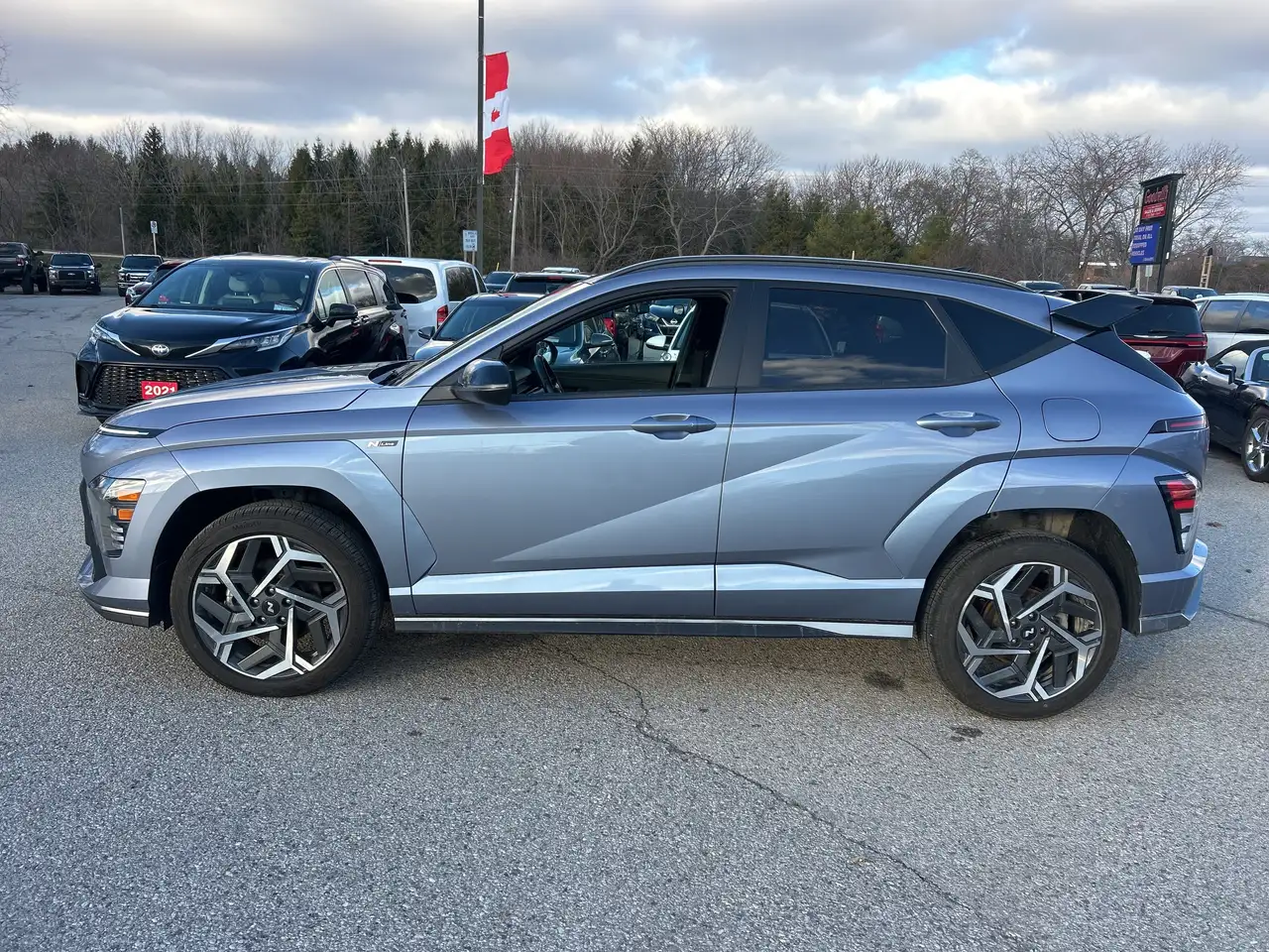 Hyundai KONA снимка Hyundai KONA